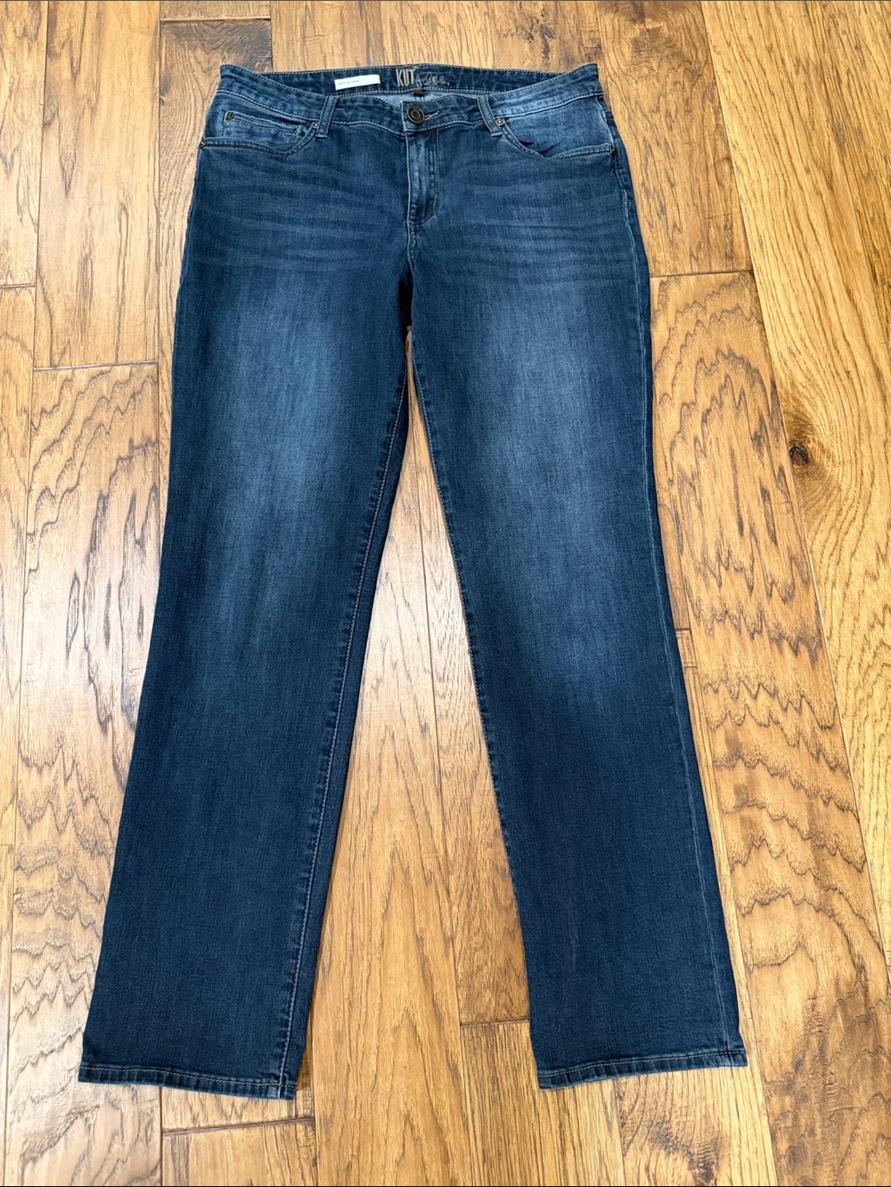 Kut from the Kloth NWOT Katy boyfriend dark rinse flap pocket jeans size 12